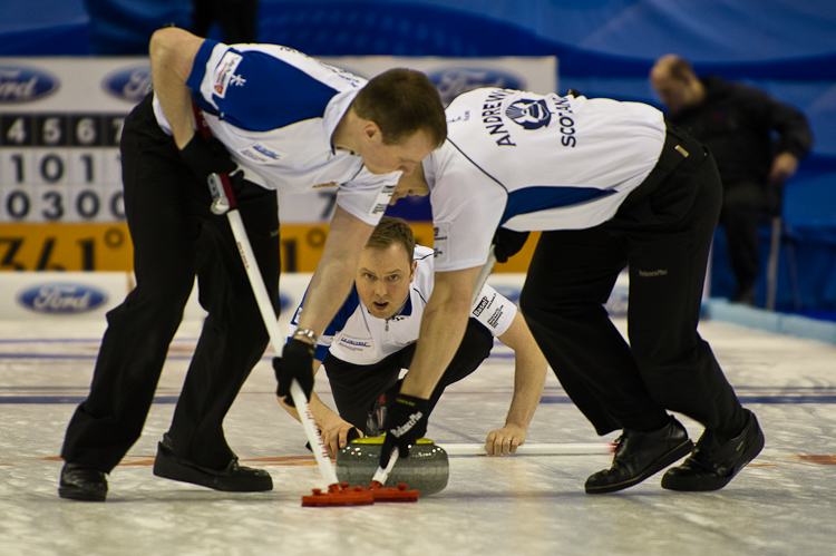 Sweden vs Scotland, Score 6 : 7, Team Sweden: Kraupp Sepbastian, Lindberg Frederik, Eriksson Oskar, Kjaell Viktor, Edin Niklas.
Team Scotland: Brewster Tom, Drummond Greg, Andrews Scott, Goodfellow Michael, Edwards David. Curling, Sport, World Men's Chamionship