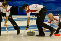 Curling, Sport, World Men's Chamionship, Scotland vs. Canda, Scroe 7 : 8, Team Scotland: Brewster Tom, Drummond Greg, Andrews Scott, Goodfellow Michael, Edwards David.
Team Canada: Howard Glen, Middaugh Wayne, Laing Brent, Savill Craig, Howard Scott.